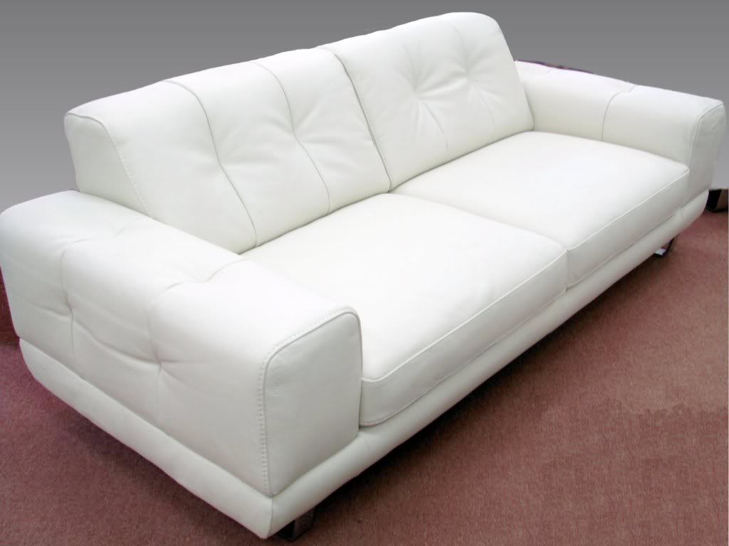 New Year's Sale Furniture Natuzzi Editions B636 White Leather Sofa